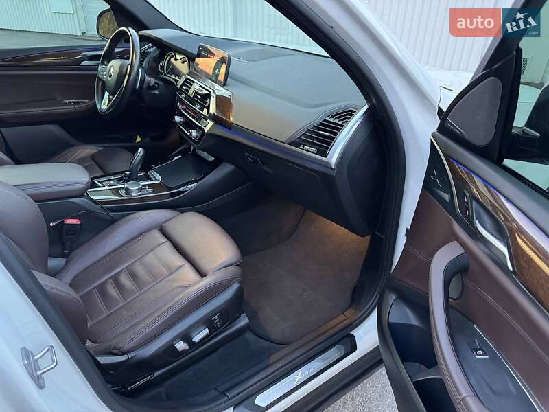 Внедорожник / Кроссовер BMW X3 2017 в Кременчуге