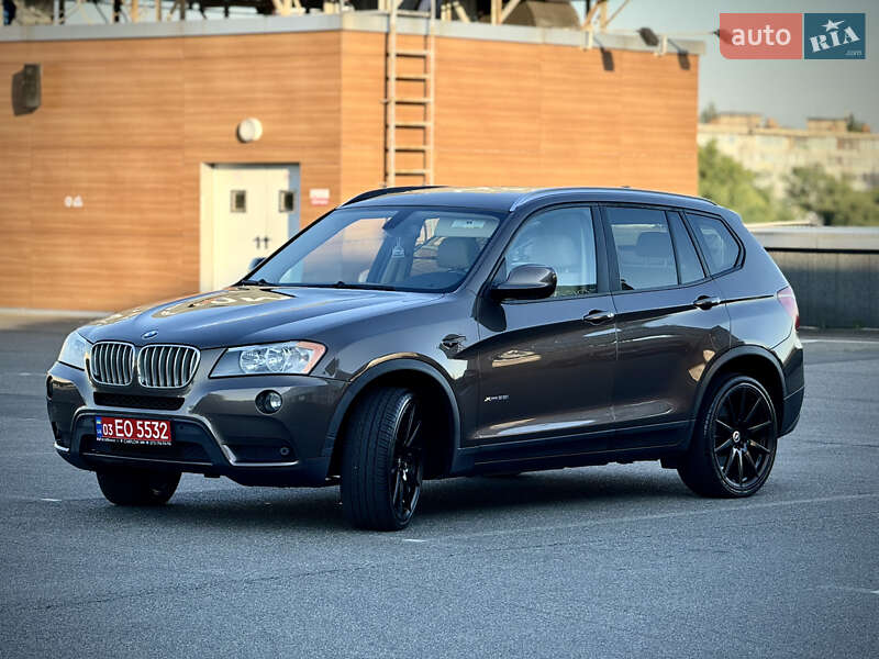 Внедорожник / Кроссовер BMW X3 2013 в Киеве