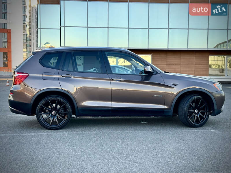 Внедорожник / Кроссовер BMW X3 2013 в Киеве
