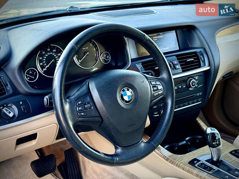 Внедорожник / Кроссовер BMW X3 2013 в Киеве
