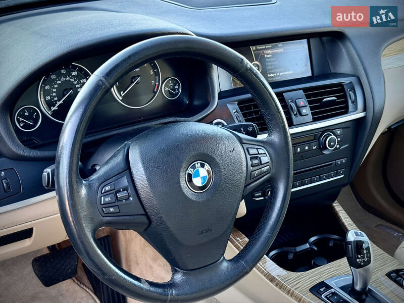 Внедорожник / Кроссовер BMW X3 2013 в Киеве