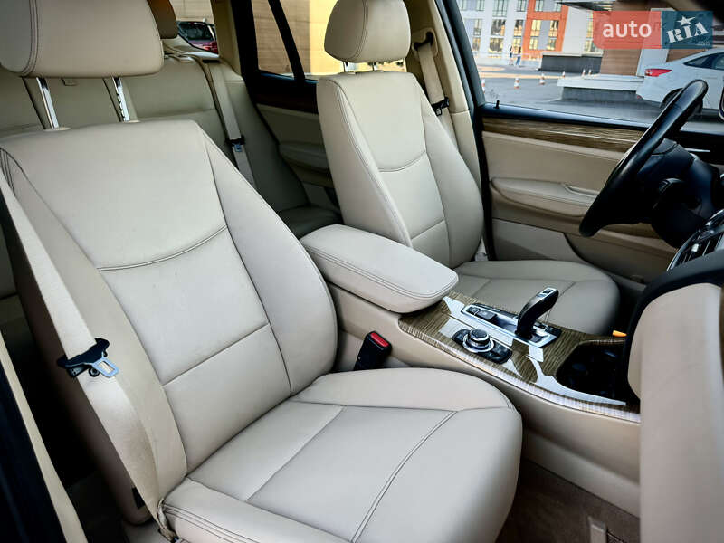 Внедорожник / Кроссовер BMW X3 2013 в Киеве