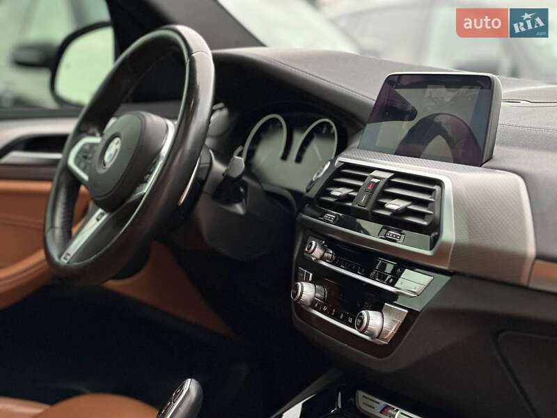 Внедорожник / Кроссовер BMW X3 2019 в Киеве