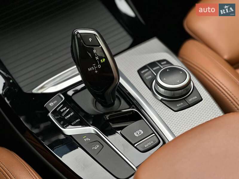 Внедорожник / Кроссовер BMW X3 2019 в Киеве