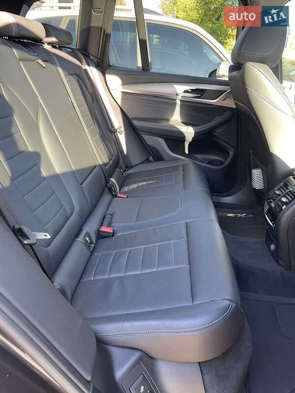 Внедорожник / Кроссовер BMW X3 2018 в Киеве фото 7 Внедорожник / Кроссовер BMW X3 2018 в Киеве