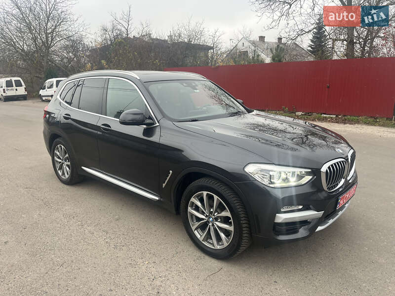 Внедорожник / Кроссовер BMW X3 2019 в Львове