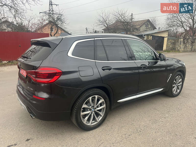 Внедорожник / Кроссовер BMW X3 2019 в Львове