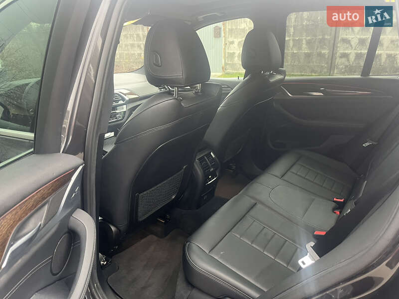 Внедорожник / Кроссовер BMW X3 2019 в Львове