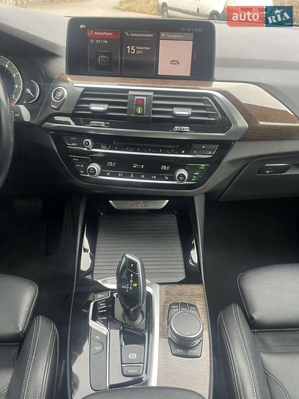Внедорожник / Кроссовер BMW X3 2019 в Львове