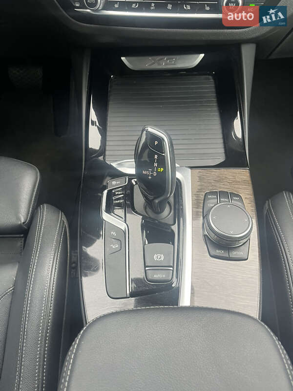Внедорожник / Кроссовер BMW X3 2019 в Львове