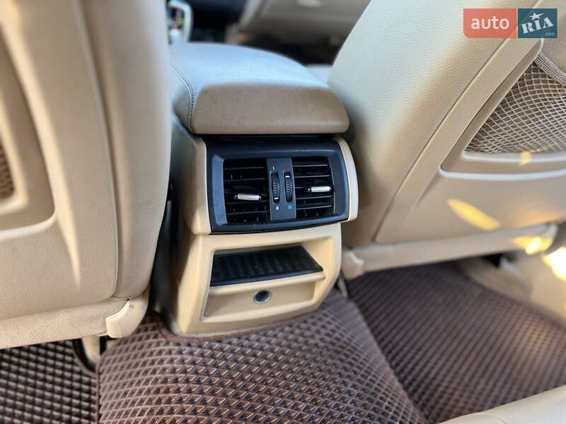 Внедорожник / Кроссовер BMW X3 2012 в Киеве