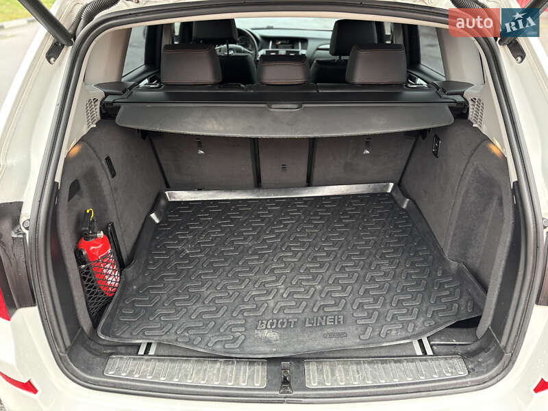 Внедорожник / Кроссовер BMW X3 2016 в Киеве