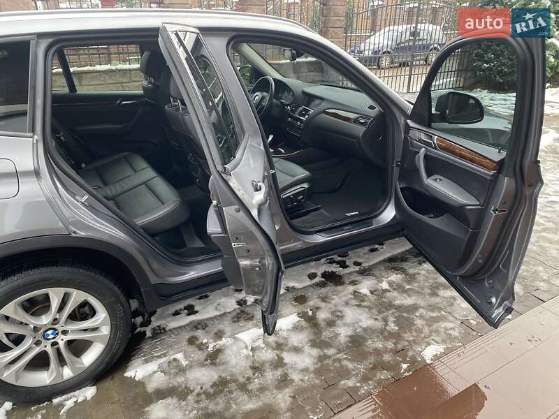 Внедорожник / Кроссовер BMW X3 2015 в Луцке