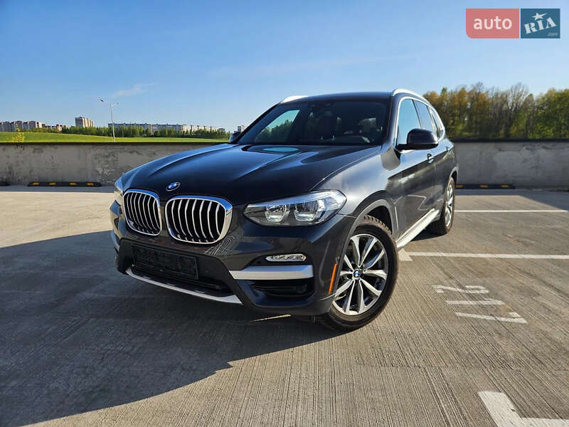 Внедорожник / Кроссовер BMW X3 2018 в Киеве