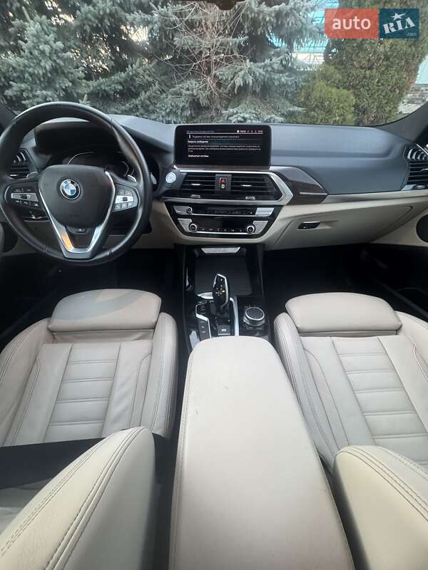 Внедорожник / Кроссовер BMW X3 2020 в Киеве