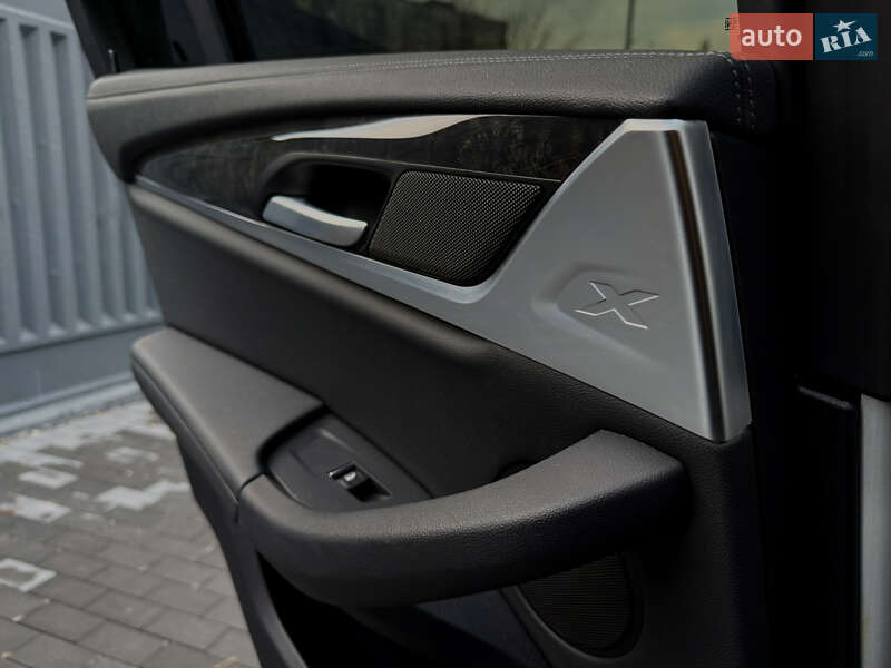 Внедорожник / Кроссовер BMW X3 2018 в Киеве