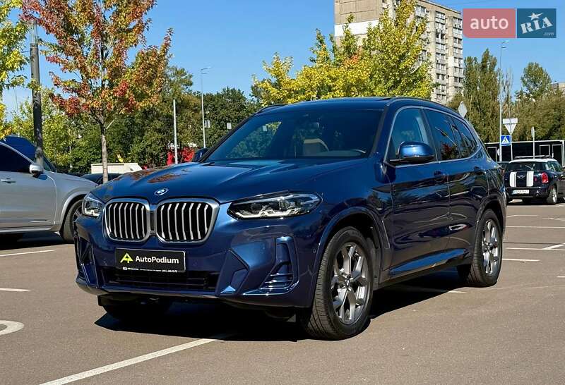 Внедорожник / Кроссовер BMW X3 2022 в Киеве