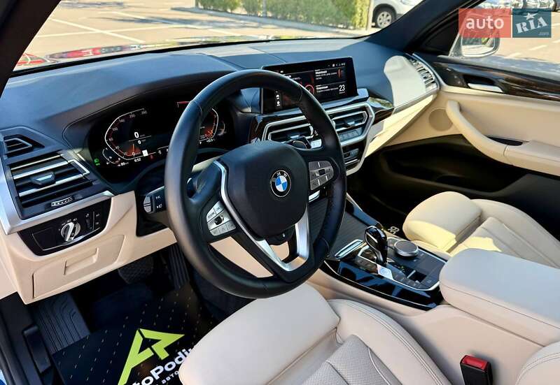 Внедорожник / Кроссовер BMW X3 2022 в Киеве