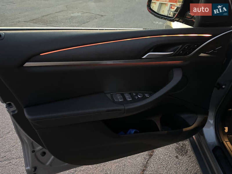 Внедорожник / Кроссовер BMW X3 2024 в Харькове