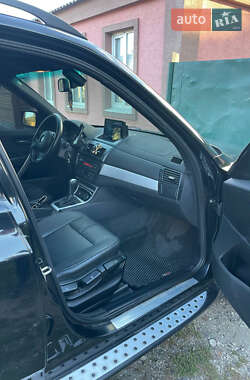Внедорожник / Кроссовер BMW X3 2009 в Краснограде