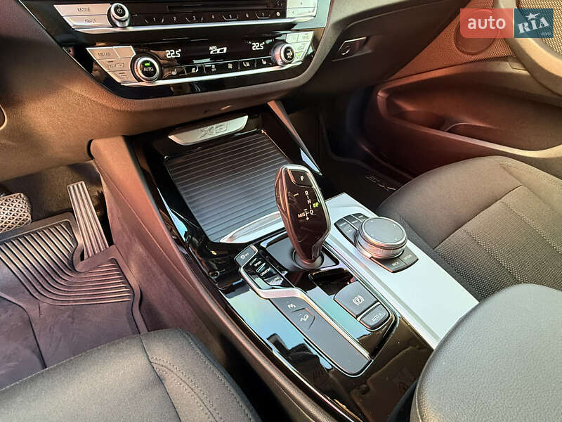 Позашляховик / Кросовер BMW X3 2018 в Києві