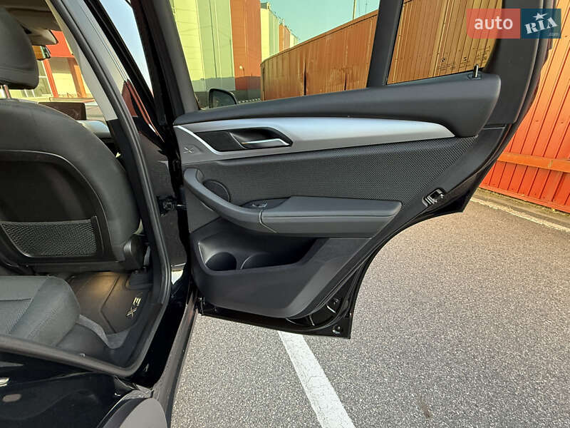 Позашляховик / Кросовер BMW X3 2018 в Києві