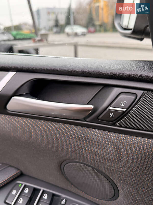 Внедорожник / Кроссовер BMW X3 2016 в Киеве