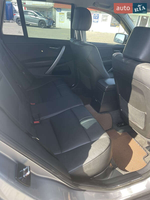 Внедорожник / Кроссовер BMW X3 2007 в Черновцах