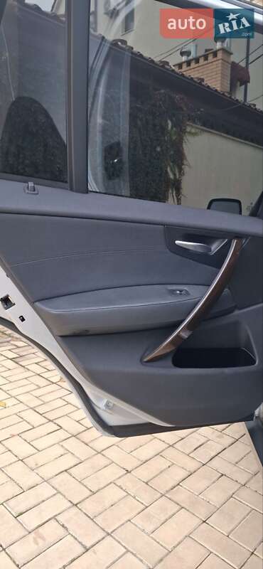 Внедорожник / Кроссовер BMW X3 2009 в Одессе
