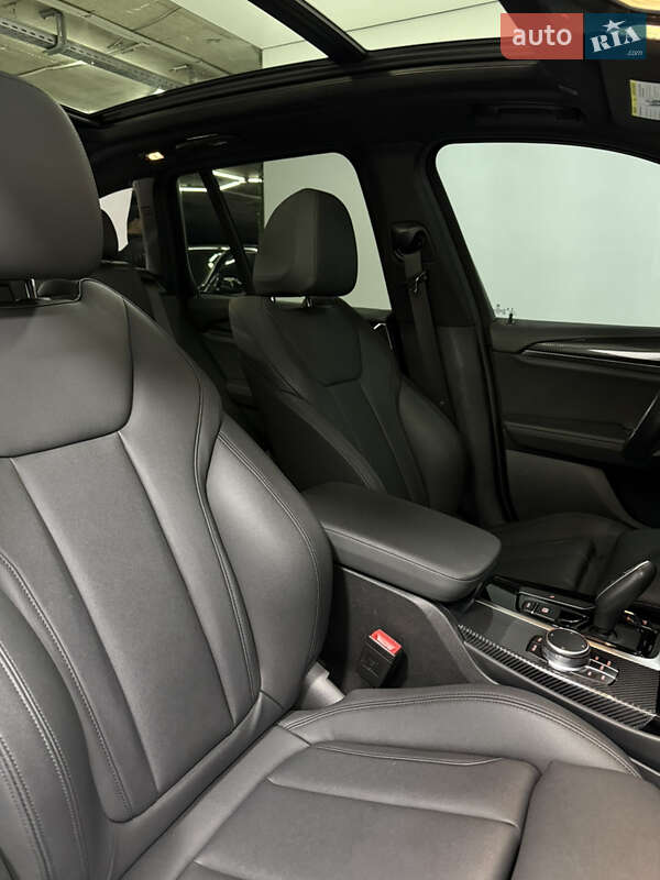Внедорожник / Кроссовер BMW X3 2019 в Одессе