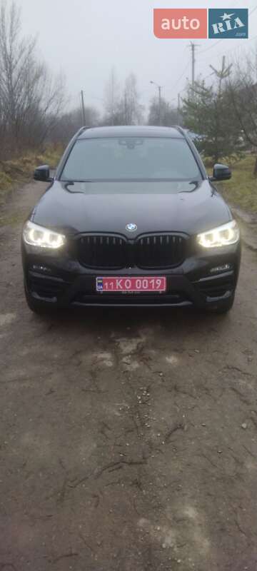 Внедорожник / Кроссовер BMW X3 2021 в Самборе