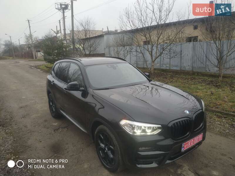 Внедорожник / Кроссовер BMW X3 2021 в Самборе