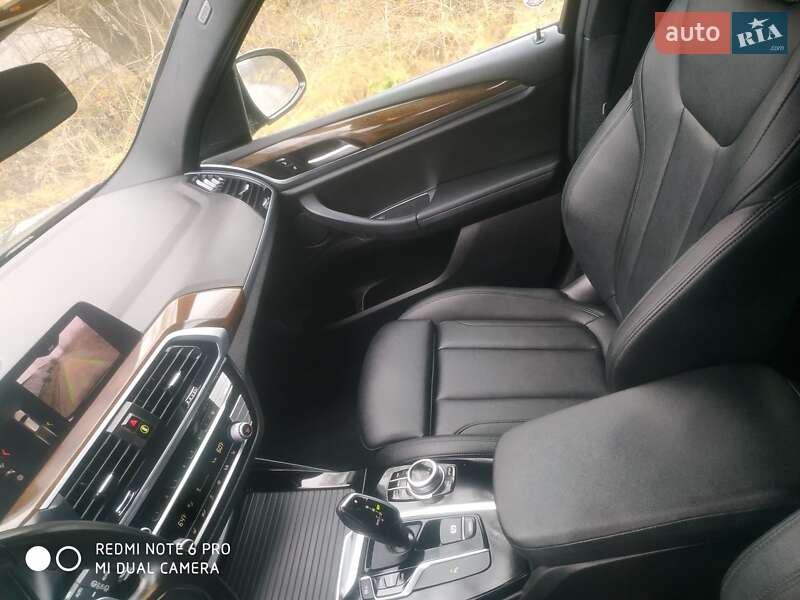 Внедорожник / Кроссовер BMW X3 2021 в Самборе