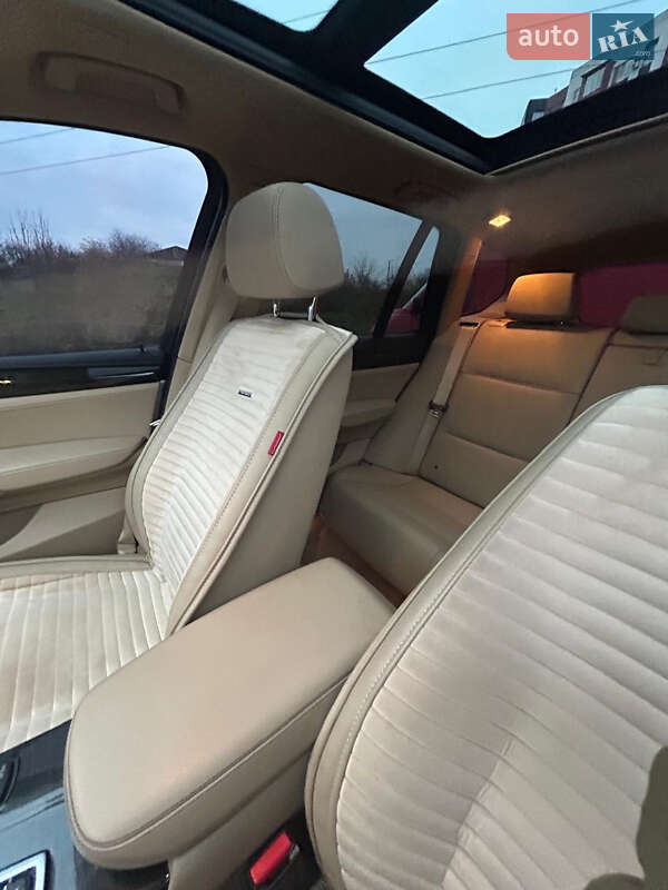 Внедорожник / Кроссовер BMW X3 2011 в Киеве