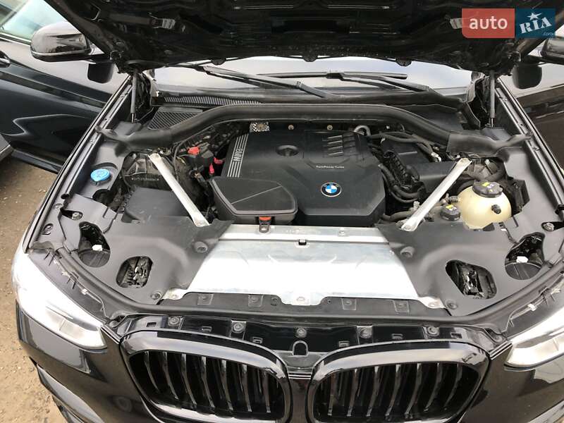 Внедорожник / Кроссовер BMW X3 2021 в Самборе