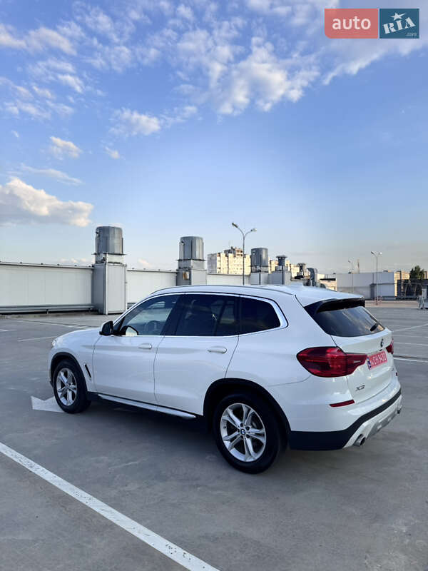 Внедорожник / Кроссовер BMW X3 2018 в Киеве