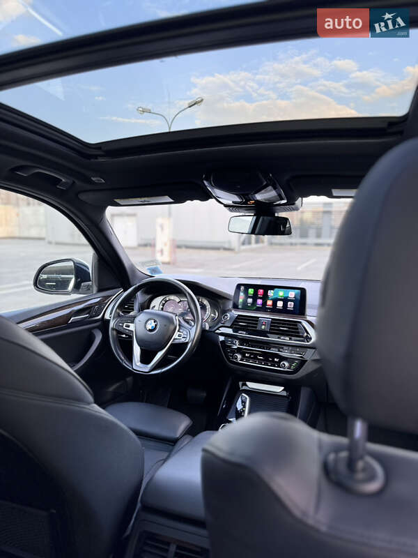 Внедорожник / Кроссовер BMW X3 2018 в Киеве