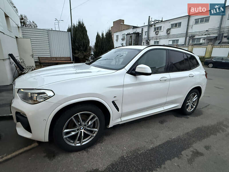 Внедорожник / Кроссовер BMW X3 2018 в Киеве