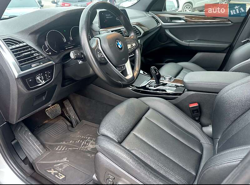 Внедорожник / Кроссовер BMW X3 2020 в Львове