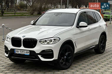 Внедорожник / Кроссовер BMW X3 2020 в Черноморске