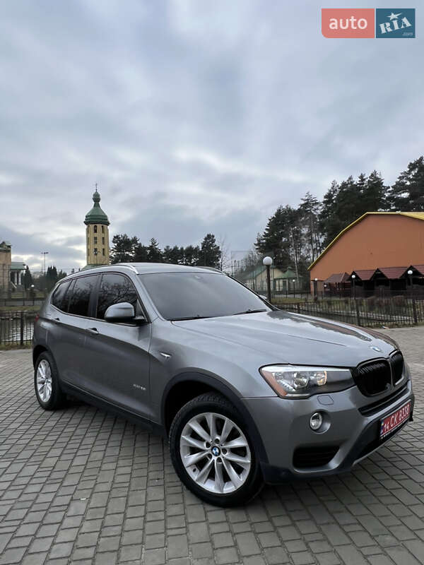 Позашляховик / Кросовер BMW X3 2017 в Новояворівську
