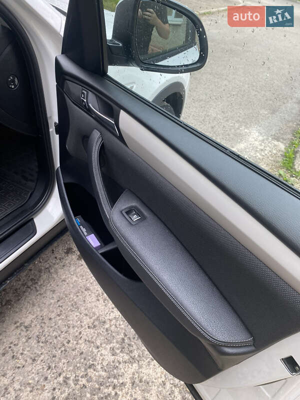 Внедорожник / Кроссовер BMW X3 2015 в Калуше