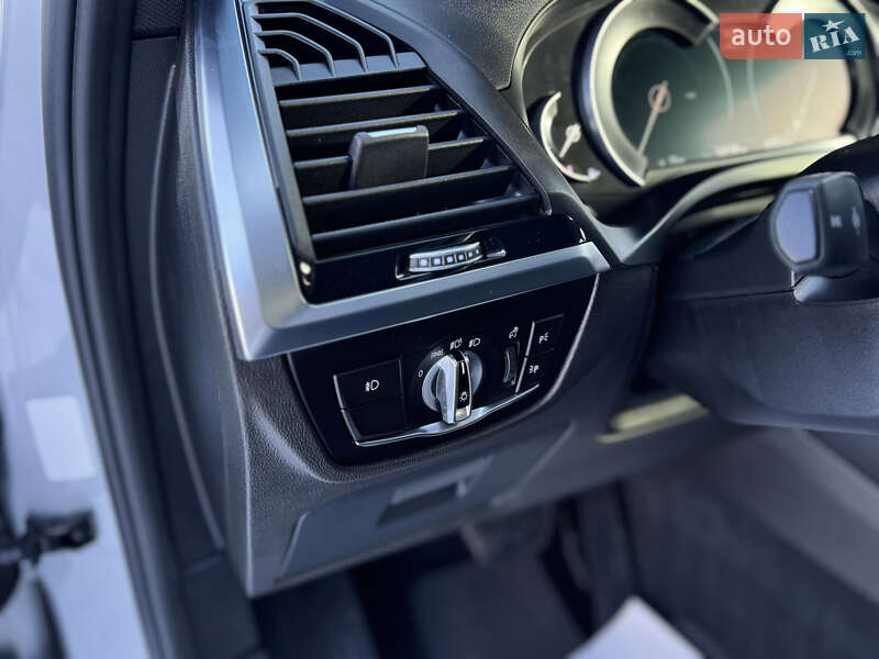 Внедорожник / Кроссовер BMW X3 2019 в Львове