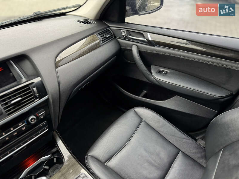 Внедорожник / Кроссовер BMW X3 2015 в Ровно
