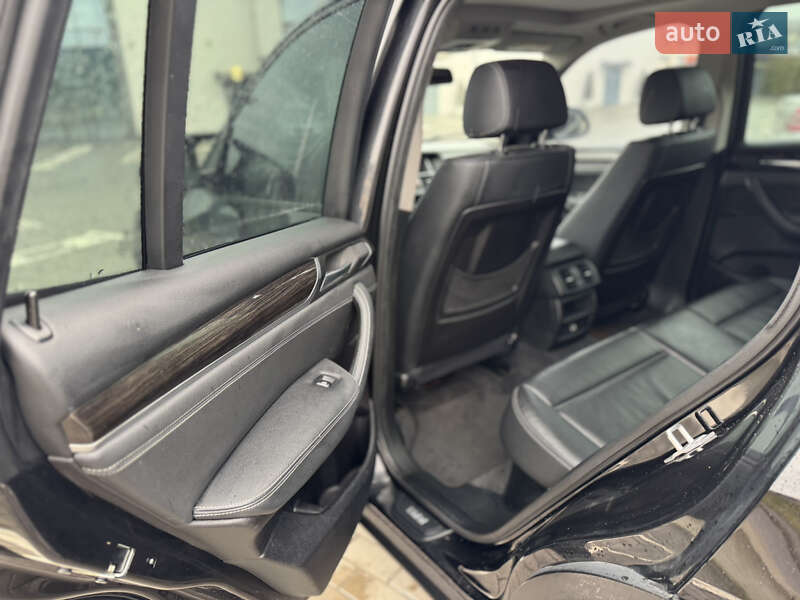 Внедорожник / Кроссовер BMW X3 2015 в Ровно