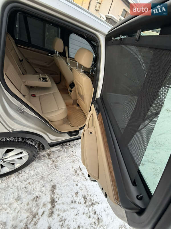 Внедорожник / Кроссовер BMW X3 2013 в Киеве