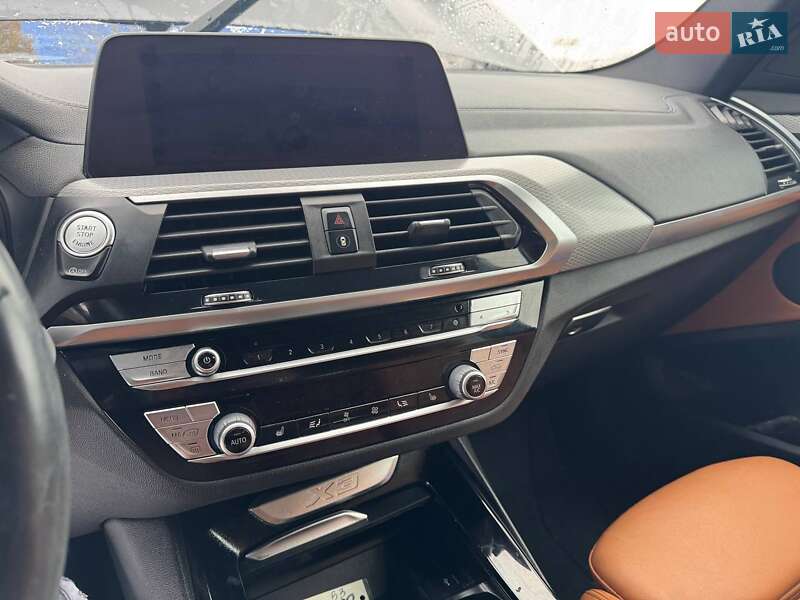 Внедорожник / Кроссовер BMW X3 2020 в Львове