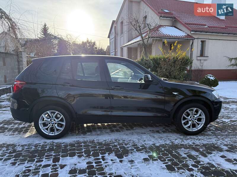 Внедорожник / Кроссовер BMW X3 2013 в Ровно