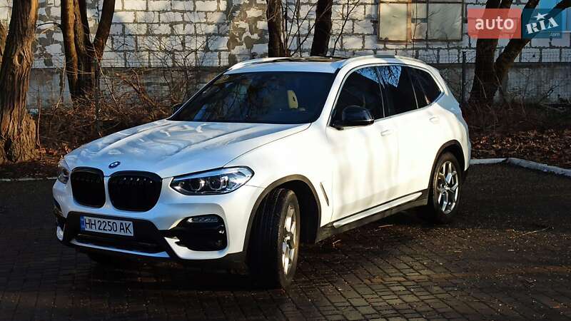 Внедорожник / Кроссовер BMW X3 2021 в Одессе
