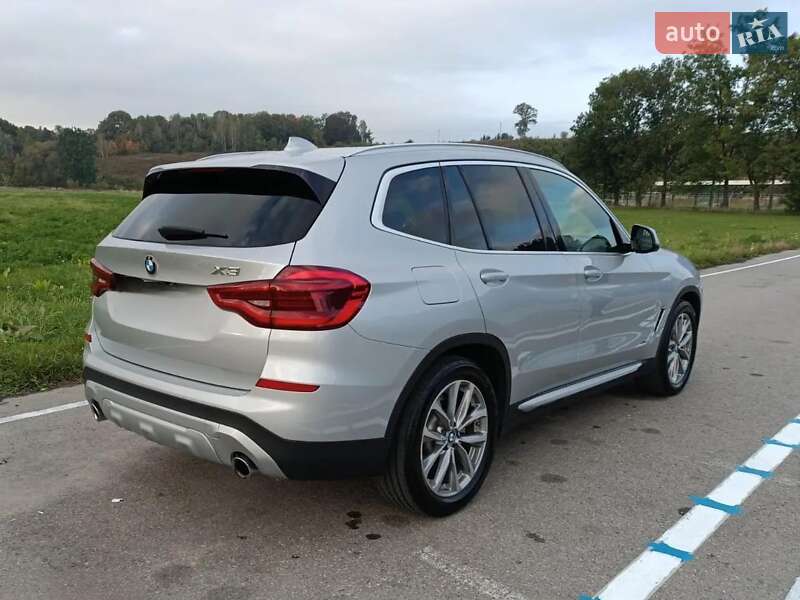 Внедорожник / Кроссовер BMW X3 2018 в Львове
